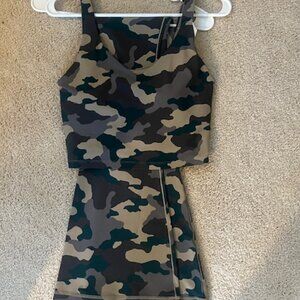 AERIE 2pc Leggings wide leg & Sports Bra Camo - Brand new w/tags